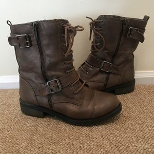 Taupe leather short boots